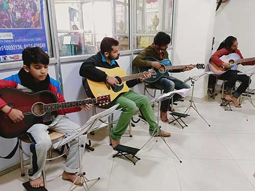 Guitar Classes for Kids in Gurgaon