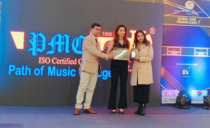 Path of Music College at Global Icon Awards 2025 ceremony in Delhi NCR receiving recognition