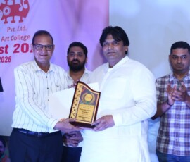 path-of-music-haryana-gaurav-samman-award-2026-trophy-presentation-moment-09